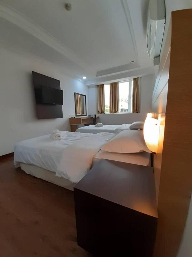 Sara Hotel Labuan Extérieur photo